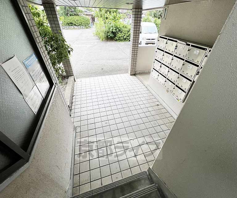 ＪＲ山陰本線 嵯峨嵐山駅 徒歩13分 3階建 築40年の外観写真