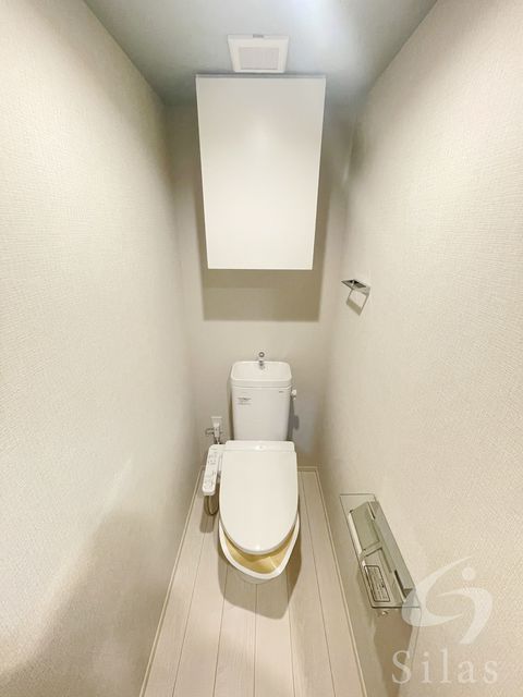 地下鉄御堂筋線 東三国駅 徒歩7分 8階建 築1年のトイレ写真