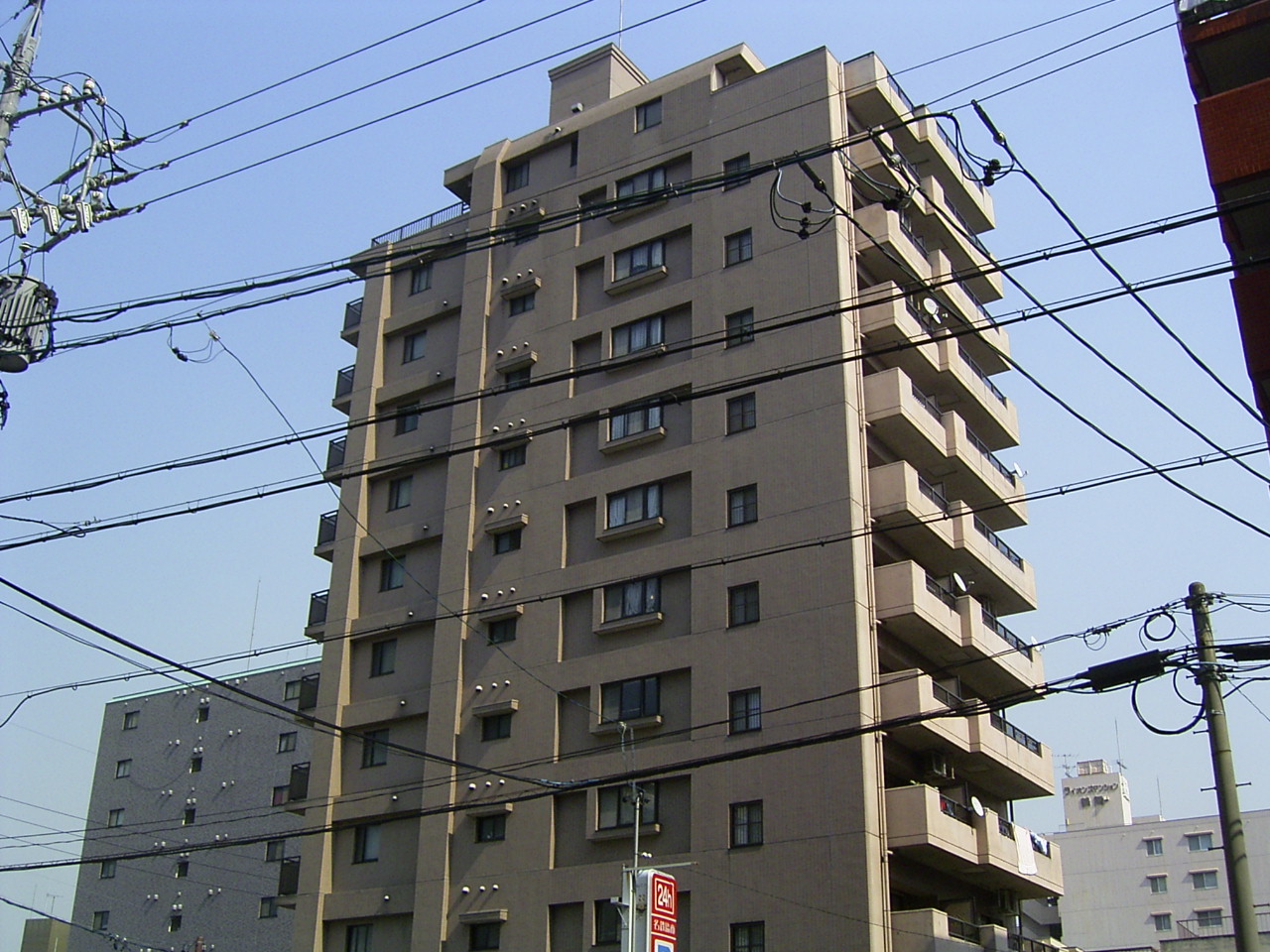 エクレール鶴舞の外観写真