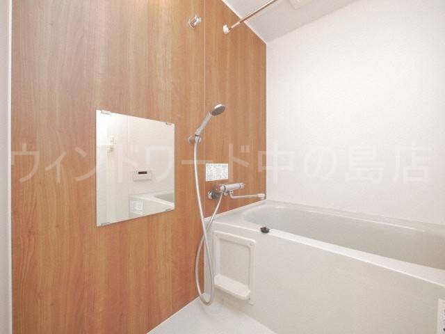 バス・シャワールーム　詳細は、ウィンドワード中の島店までご相談下さい。