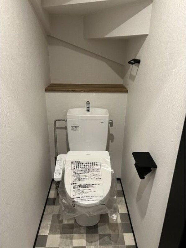 ＪＲ函館本線 苗穂駅 徒歩19分 2階建 築2年のトイレ写真