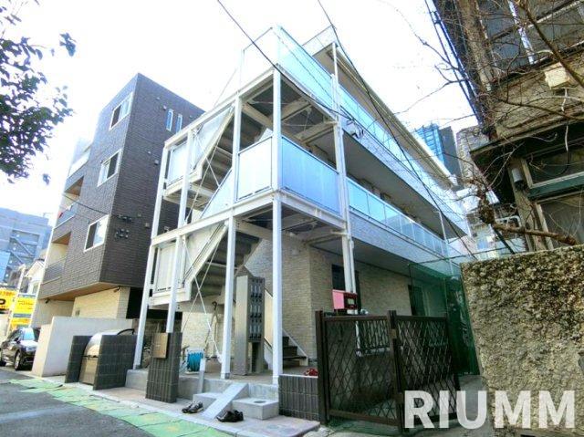 東京メトロ丸ノ内線 西新宿駅 徒歩3分 3階建 築9年の外観写真
