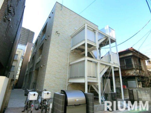 東京メトロ丸ノ内線 西新宿駅 徒歩3分 築9年