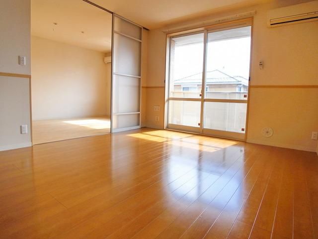 居室・リビング　♪開放感のあるお部屋♪