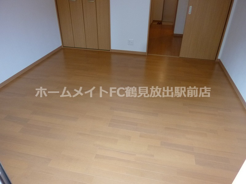 ＪＲ片町線 放出駅 徒歩7分 2階建 築15年の居間写真
