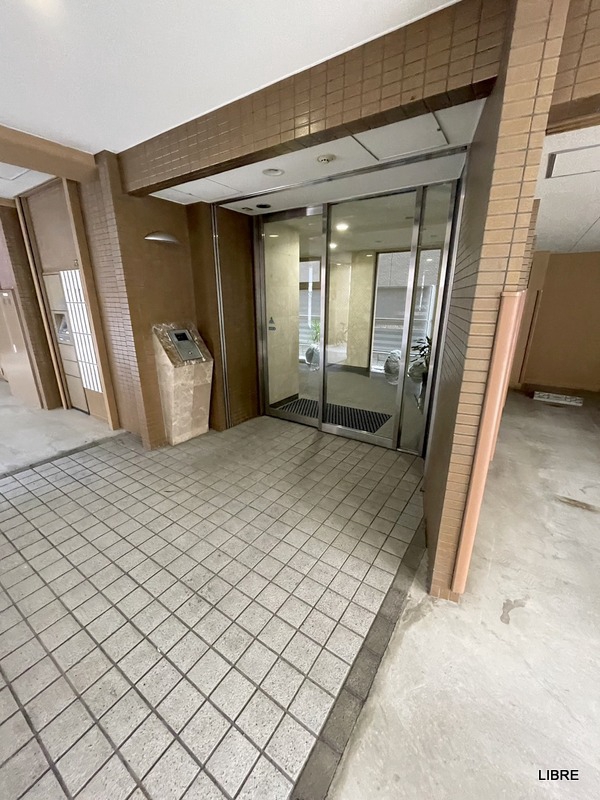 エントランス　オートロック完備！