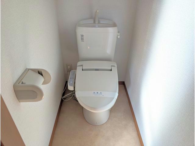 ＪＲ東北本線 郡山駅 徒歩43分 2階建 築16年のトイレ写真
