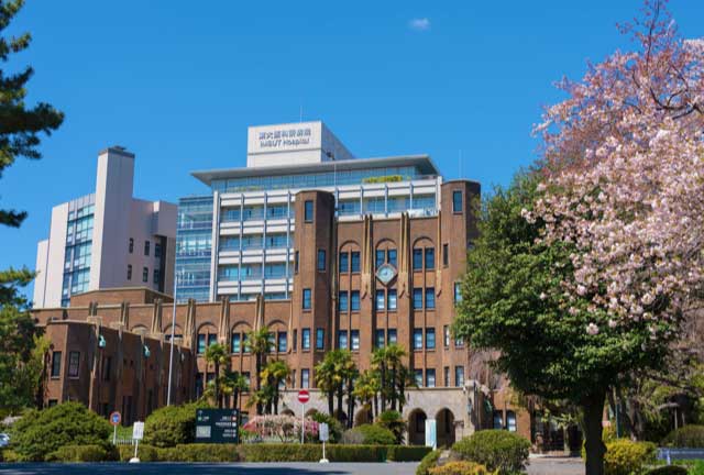 病院　東京大学医科学研究所附属病院（病院）まで703m