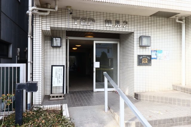 エントランス　清潔なエントランスです