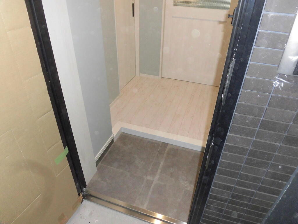 Grace Hapisa西小倉Residenceの玄関写真