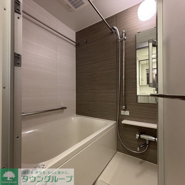 バス・シャワールーム　※写真は同タイプ住戸です。
