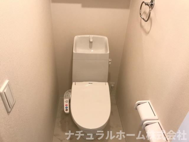 トイレ　シャワー付きトイレ