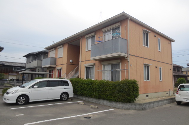 エントランス　清潔なエントランスです