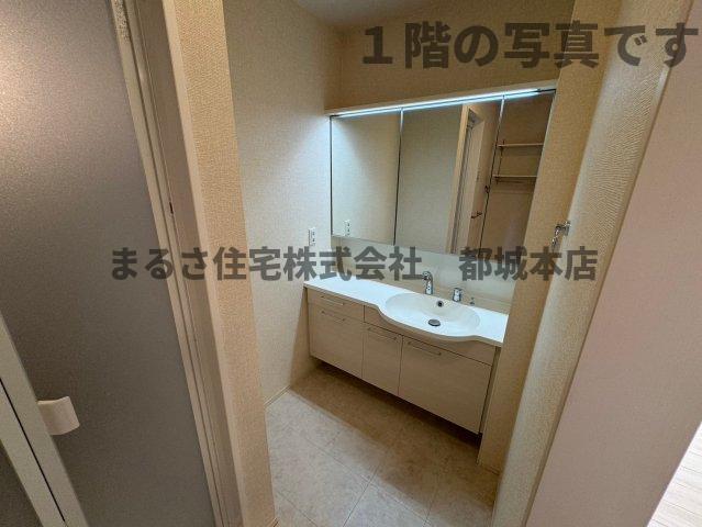 洗面設備　１階の写真です