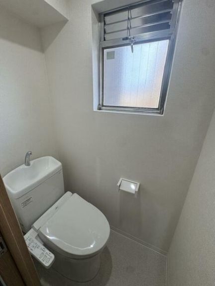 *駒込1丁目貸マンションのトイレ写真