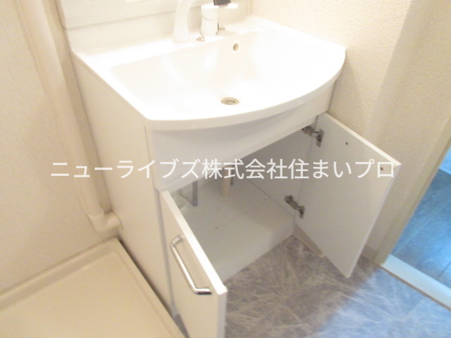 カルチェダムールC棟の内装写真
