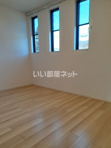 クラウン・ビュー Iの内装写真