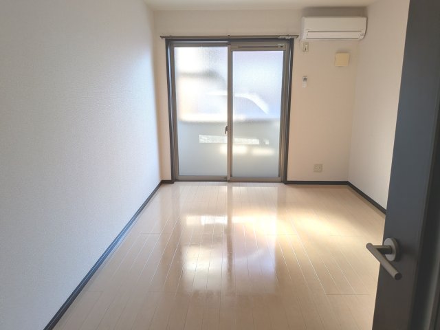 阪神本線 西宮駅 徒歩6分 3階建 築17年の居間写真