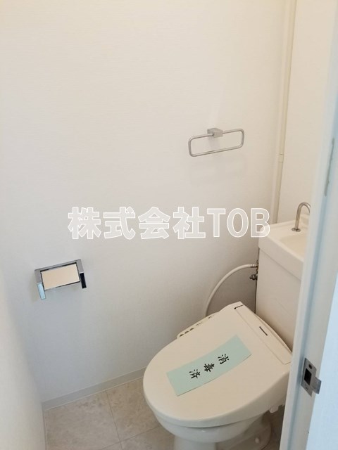 トイレ　トイレもきれいです