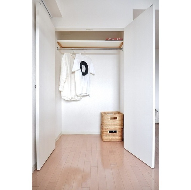 収納　家具はサンプルです