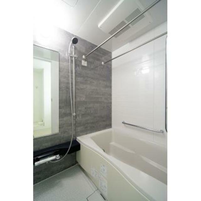 バス・シャワールーム　※写真は同タイプ住戸です。