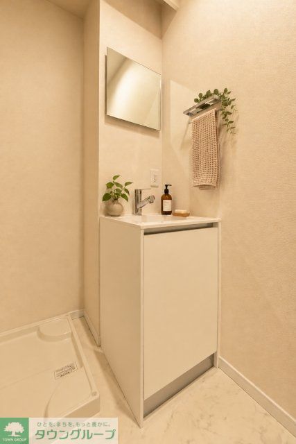 洗面設備　※家具・小物はイメージです