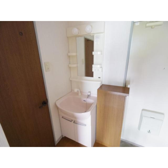 大学駅前チェリーの内装写真