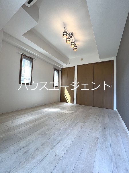 その他部屋・スペース　2面採光の居室です☆※参考画像・反転タイプ