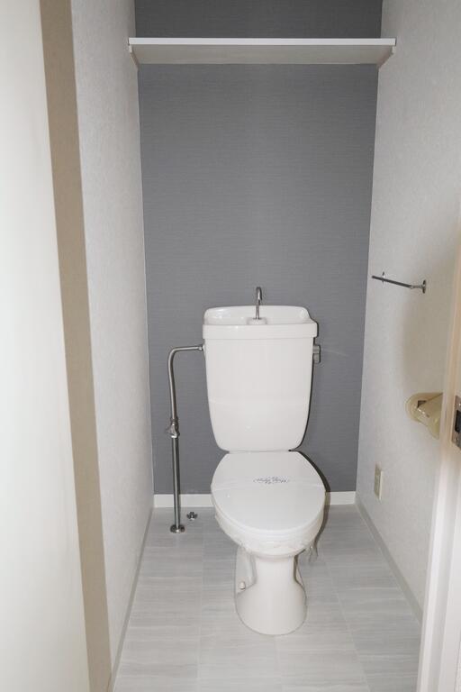 ローレルマンション布施のトイレ写真