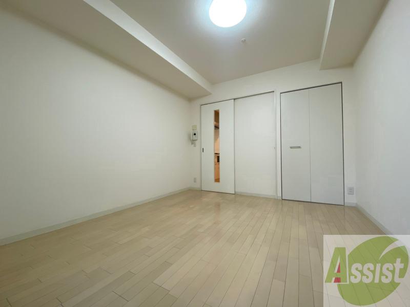 居室・リビング　広くてキレイなお部屋が広がっていて、充実した生活が送れそう。