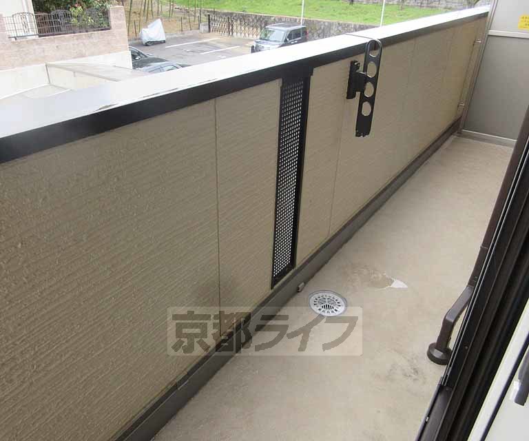 バルコニー　洗濯物もたくさん干せますよ！