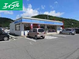 コンビニ　ローソン御津店（コンビニ）まで215m