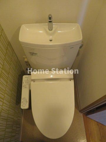 阪神電鉄阪神なんば線 千鳥橋駅 徒歩3分 10階建 築11年のトイレ写真