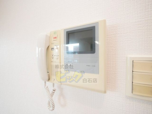 セキュリティ　モニター付きインターホン完備しています♪