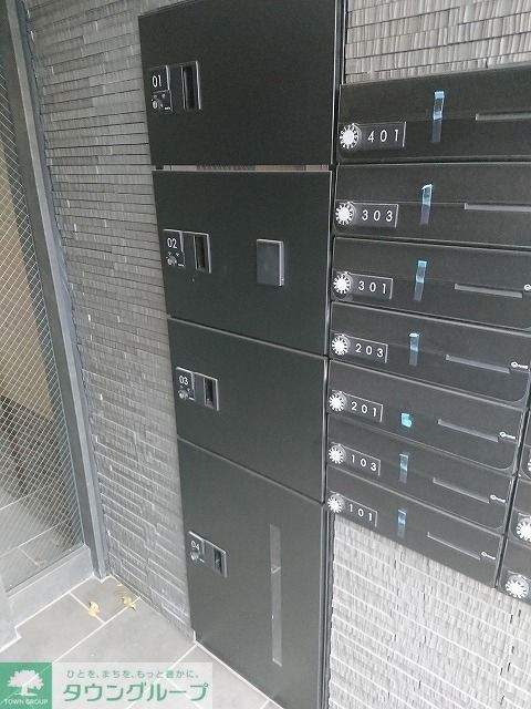その他　★宅配ボックス★