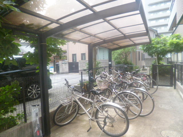 その他共有部分　屋根付駐輪場