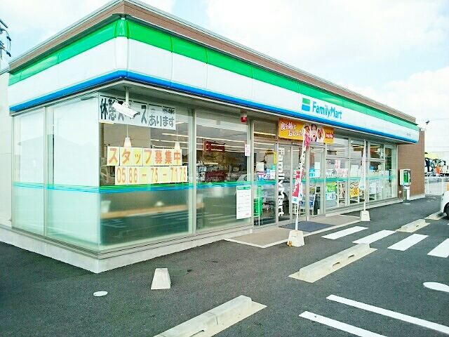 コンビニ　ファミリーマート　定水寺店（コンビニ）まで750m