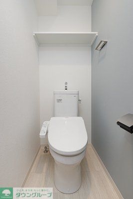 トイレ　※写真は同タイプ住戸です。