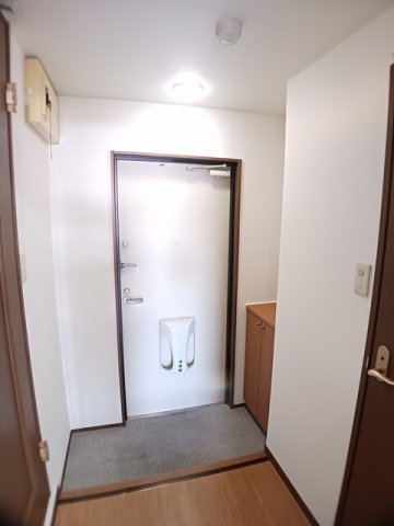 玄関　シンプルで使いやすい玄関です