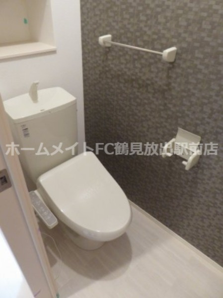 ＪＲ片町線 放出駅 徒歩11分 2階建 築10年のトイレ写真