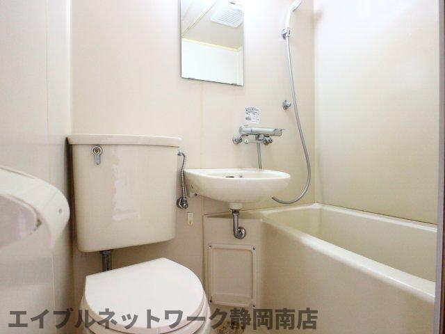 バス・シャワールーム　日々の暮らしに欠かせないお風呂です