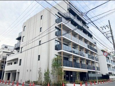 【北区田端新町のマンションの建物外観】