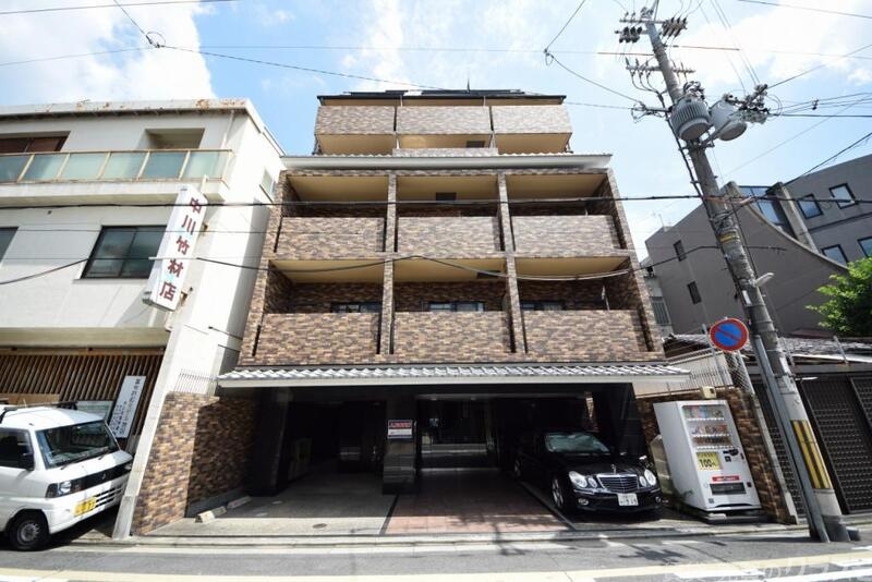 アスヴェル京都市役所前IIIの建物外観