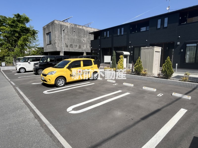 【柳川市袋町のアパートの駐車場】