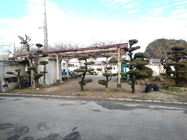 【筑後市大字長浜のアパートの小学校】