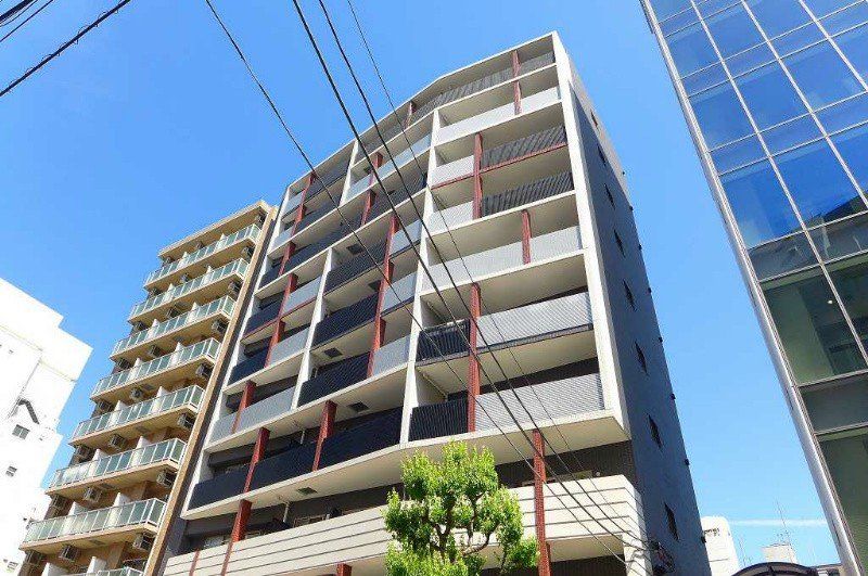 クリア岩本町の建物外観