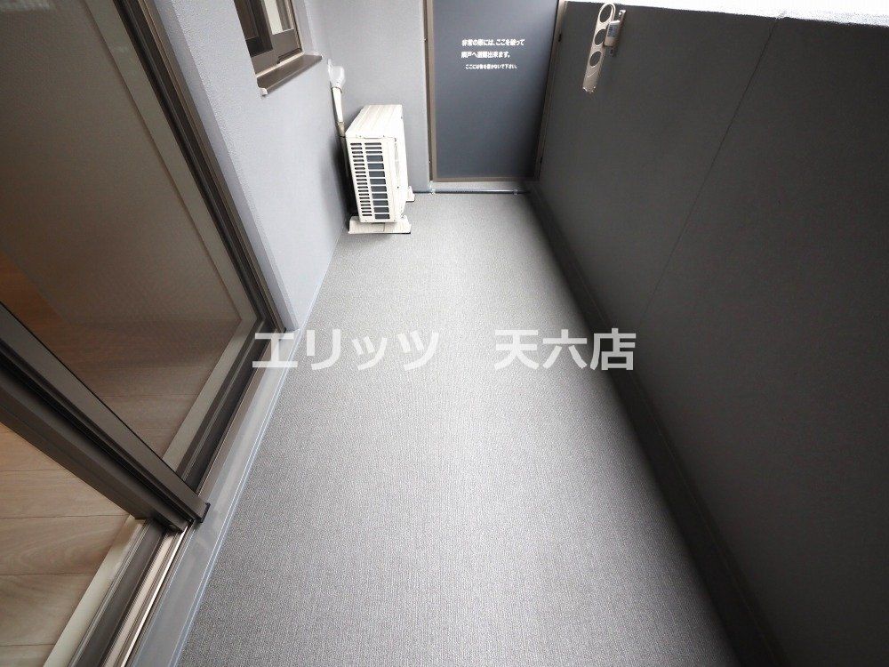 バルコニー　バルコニー