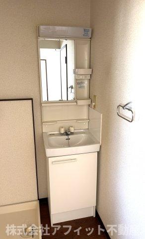 洗面設備　独立洗面台