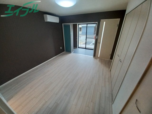 居室・リビング　同型タイプ画像