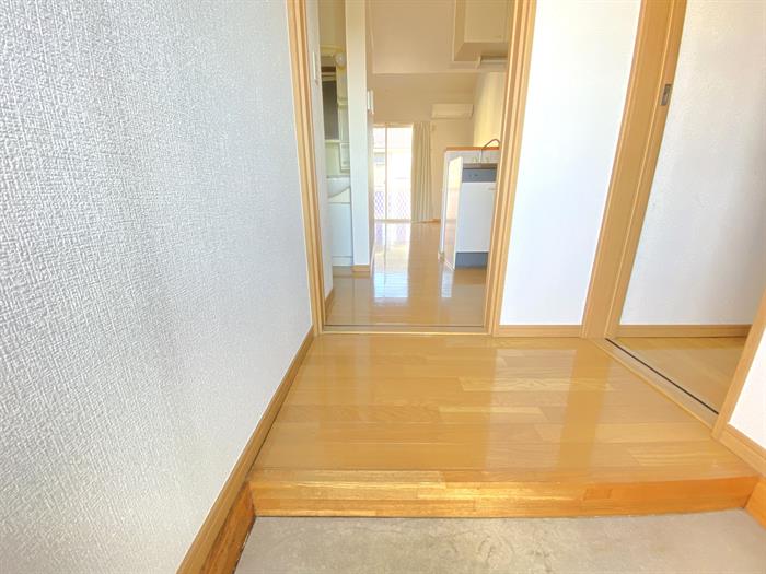 玄関　玄関部分です